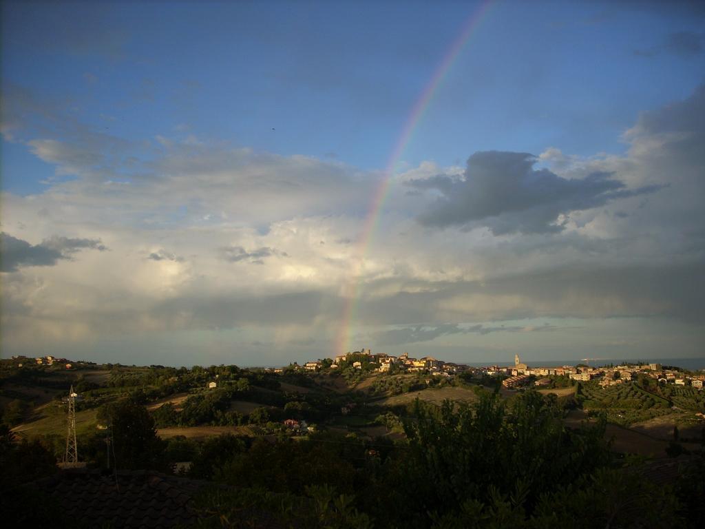Camping Village Mar Y Sierra San Costanzo Exterior photo