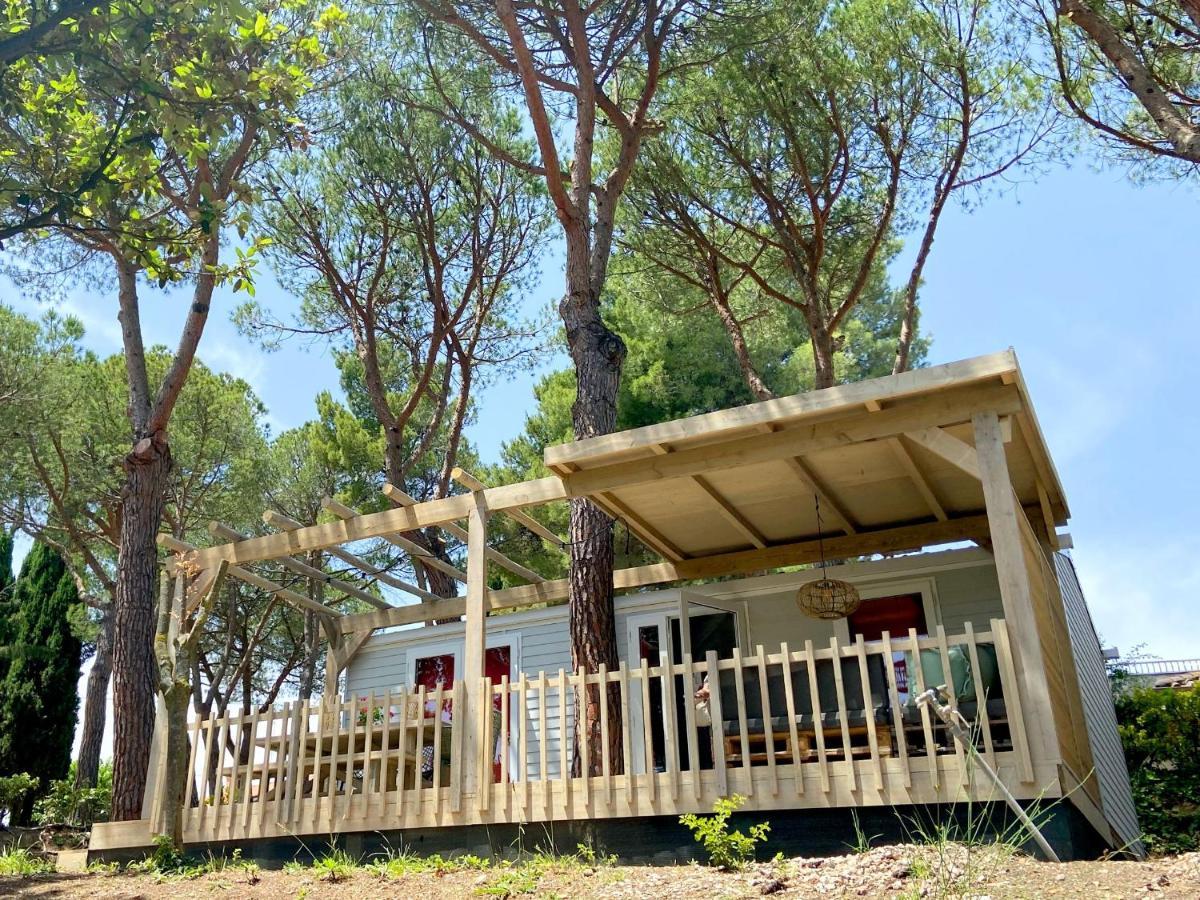 Camping Village Mar Y Sierra San Costanzo Exterior photo