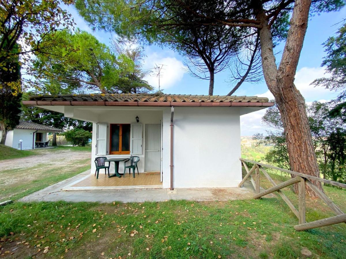 Camping Village Mar Y Sierra San Costanzo Exterior photo