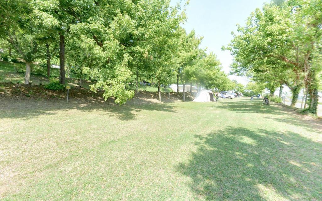 Camping Village Mar Y Sierra San Costanzo Exterior photo